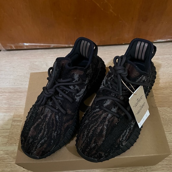 Yeezy Boost 350 v2 Mx Rock - Picture 4 of 4